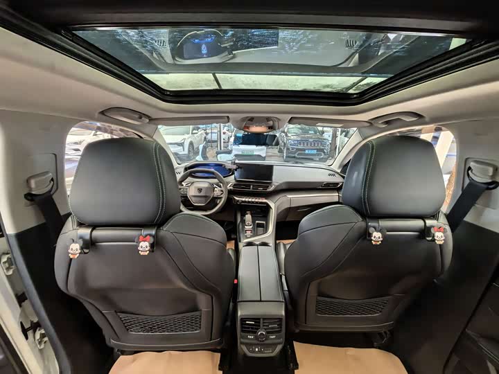 Peugeot 5008, 2022 — фото 9 из 9