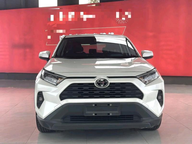 Toyota RAV4, 2023 — фото 2 из 10