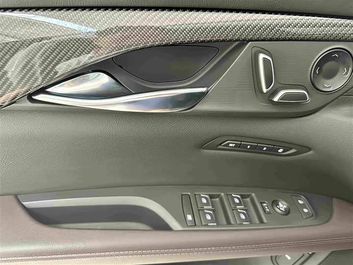 Cadillac CT6, 2023 — фото 8 из 9