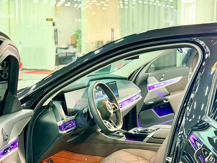 BMW 7 Series, 2023 — фото 7 из 9