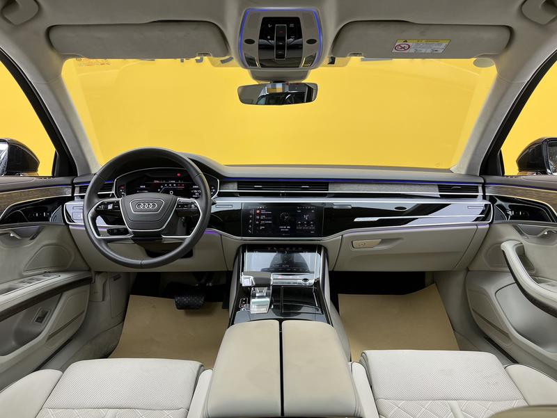 Audi A8, 2023 — фото 6 из 12