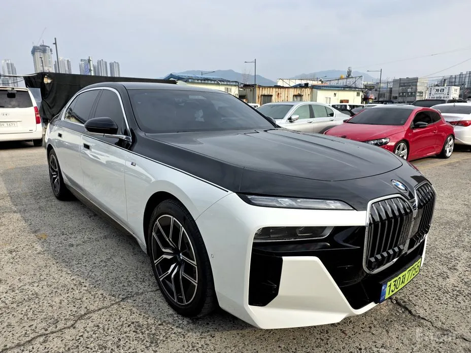 BMW 7 Series, 2023 — фото 5 из 12