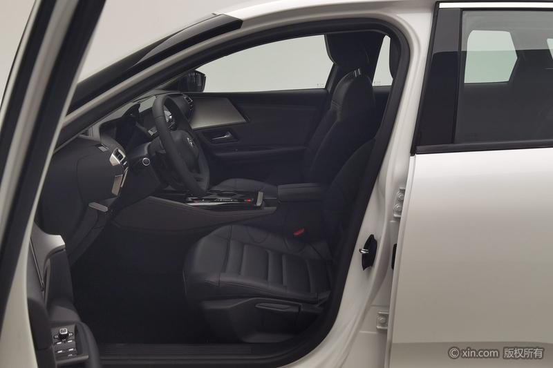 Citroen C5 X, 2025 — фото 12 из 12
