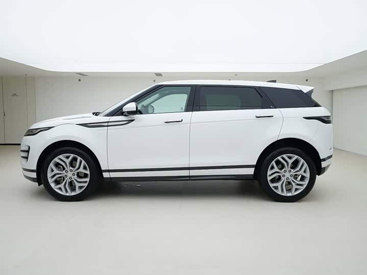 Land Rover Range Rover Evoque L, 2023 — фото 3 из 9