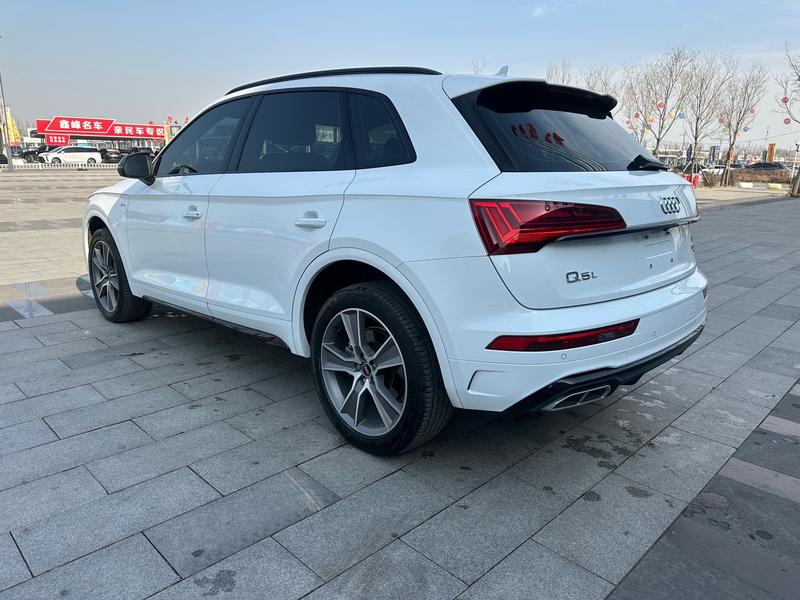 Audi Q5L, 2023 — фото 3 из 11