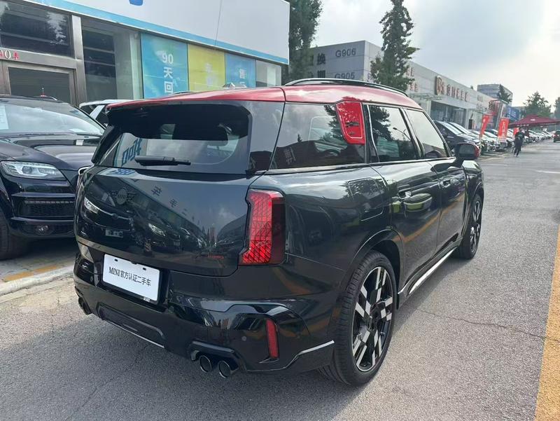 Mini Countryman JCW, 2025 — фото 2 из 6