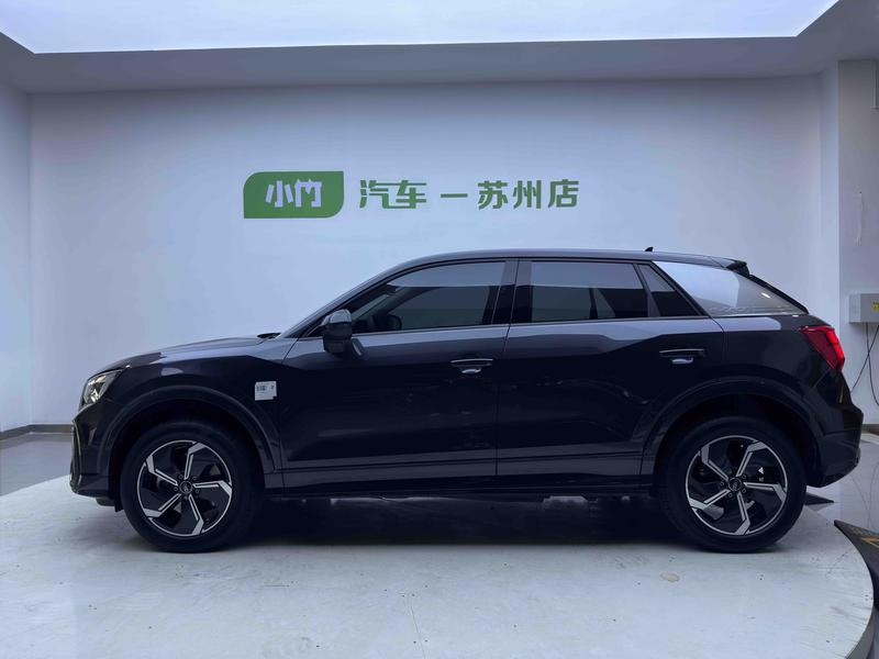 Audi Q2L e-tron, 2022 — фото 4 из 12