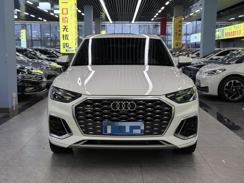 Audi Q5L Sportback, 2021 — фото 2 из 10