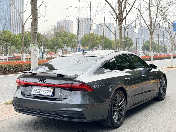 Audi A7, 2022 — фото 8 из 9