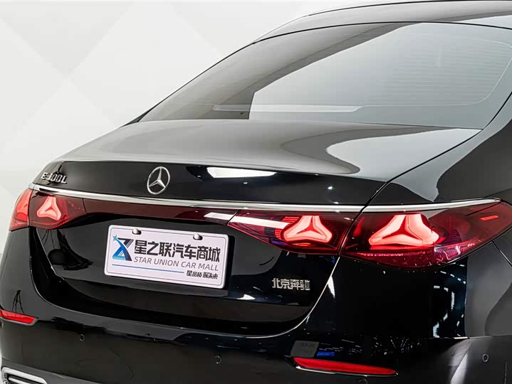 Mercedes-Benz E-Class, 2025 — фото 8 из 9