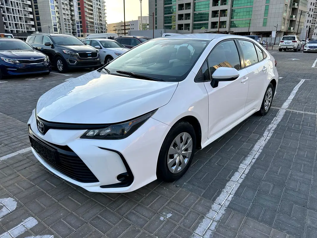 Toyota Corolla, 2022 — фото 2 из 8