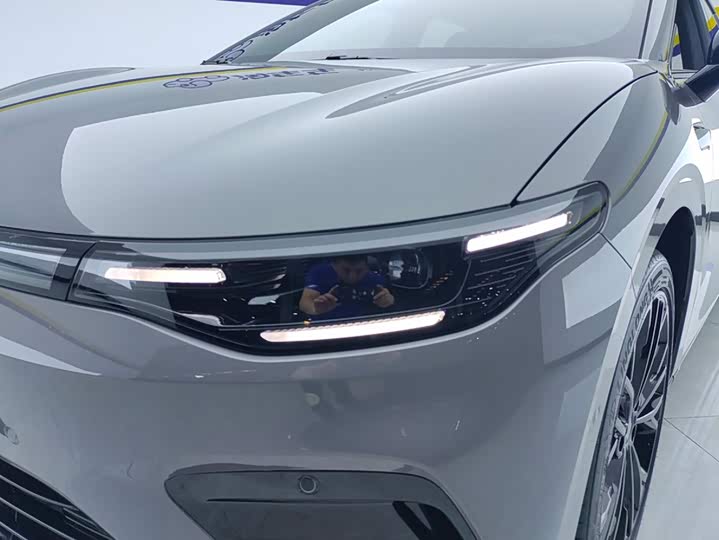 Leapmotor Lafa5, 2026 — фото 5 из 9