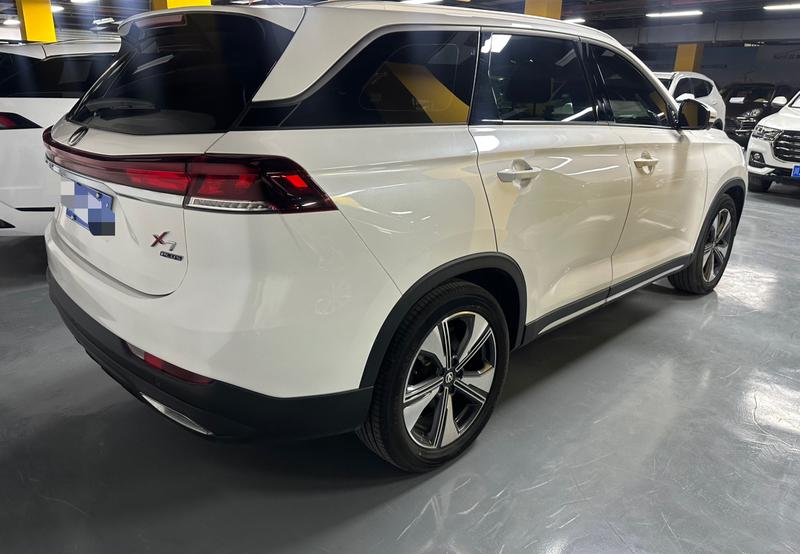 Changan X7 Plus, 2023 — фото 5 из 12