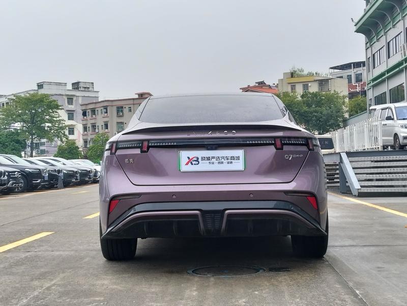 Lynk & Co 07 EM-P Hybrid, 2025 — фото 6 из 12