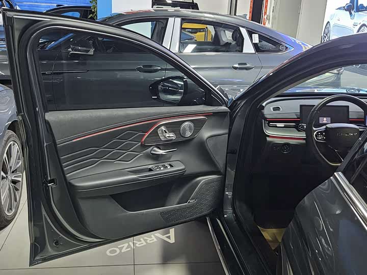 Chery Arrizo 8 Pro, 2024 — фото 6 из 9