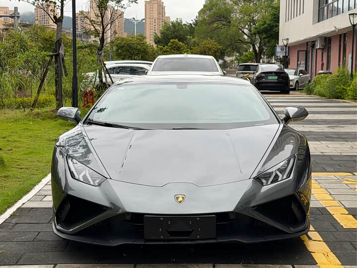 Lamborghini Huracán, 2022 — фото 2 из 7