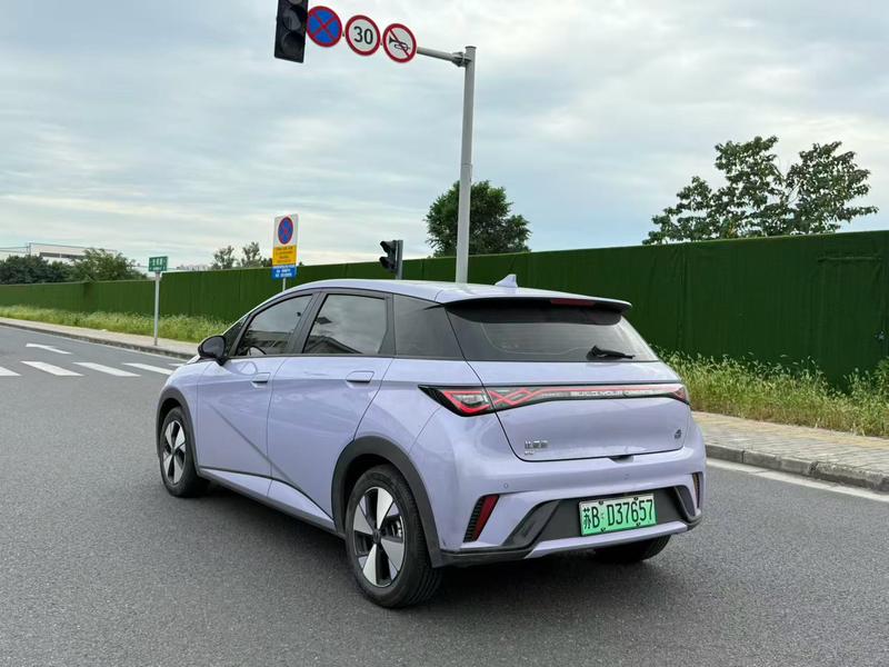 BYD Dolphin, 2023 — фото 4 из 10