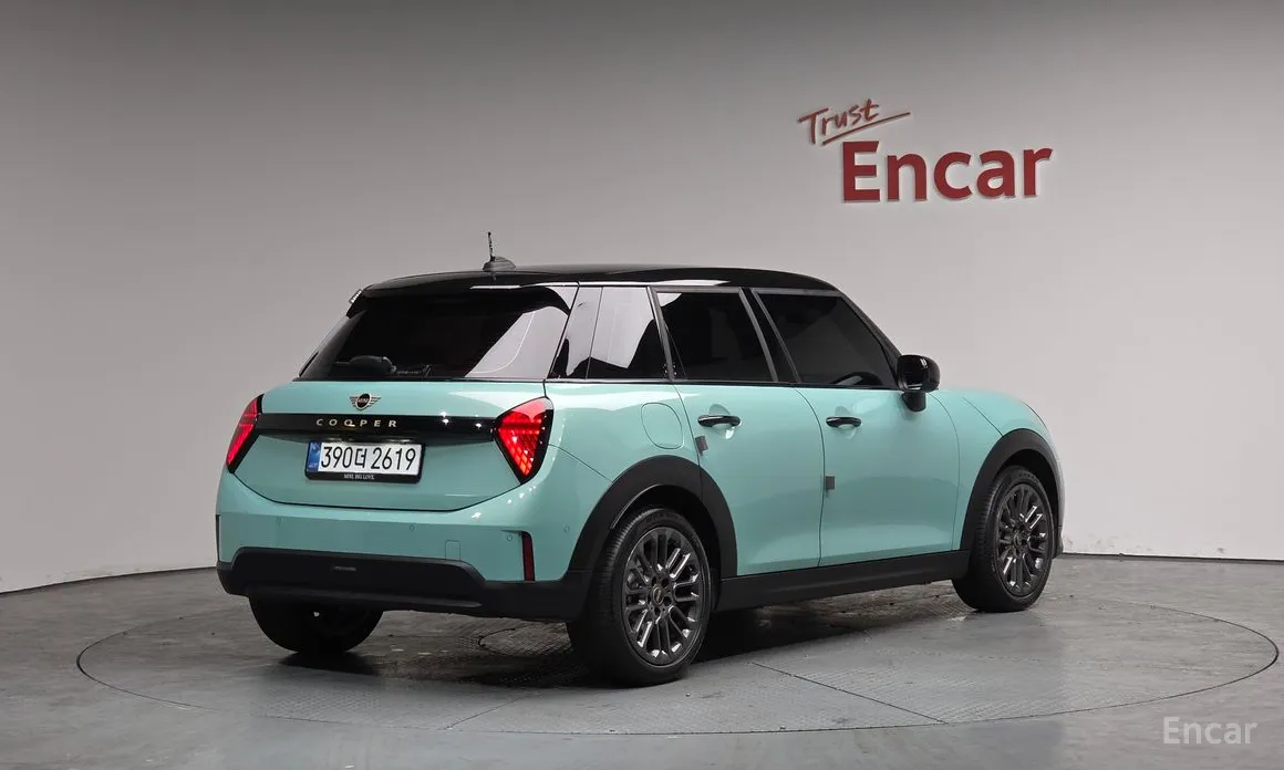 Mini Cooper, 2025 — фото 2 из 12