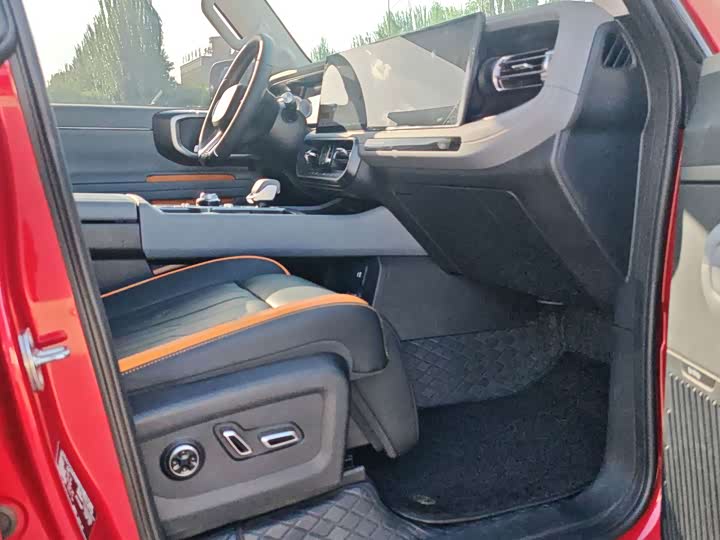 BAIC Beijing BJ40 Hybrid, 2025 — фото 7 из 9