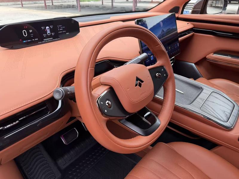 GAC Hyptec HT, 2025 — фото 10 из 12