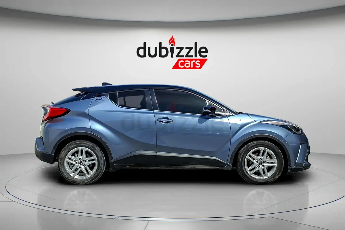 Toyota C-HR, 2023 — фото 4 из 10
