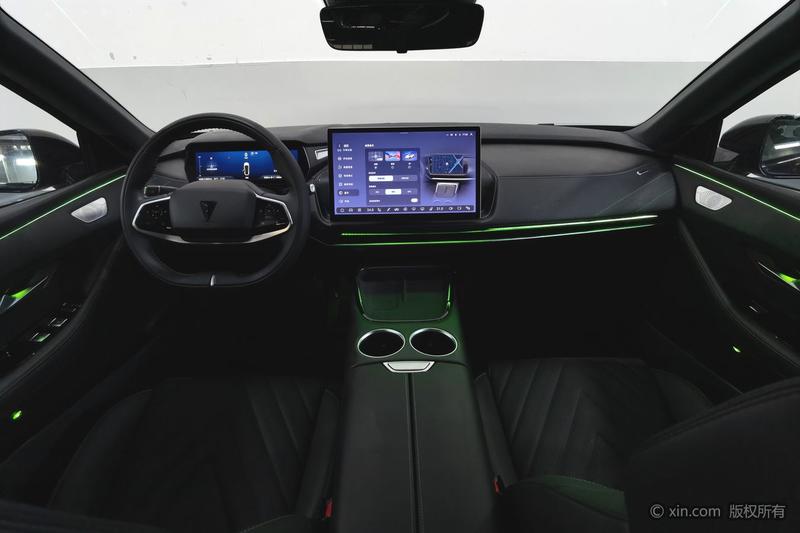 Changan Deepal SL03, 2024 — фото 7 из 12