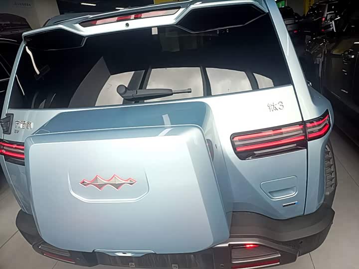 BYD FangChengBao Titanium 3 (Tai 3), 2025 — фото 6 из 9
