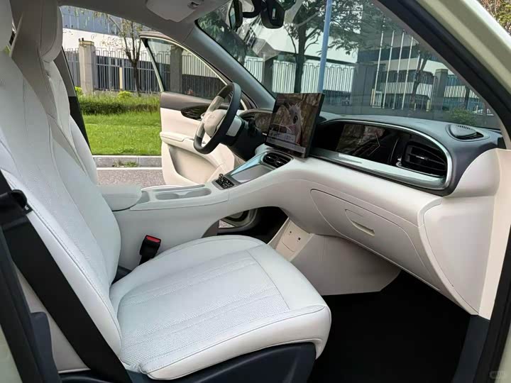 Geely Galaxy Geome, 2025 — фото 8 из 9