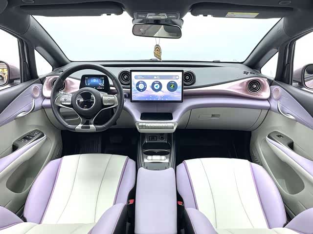 BYD Dolphin, 2021 — фото 8 из 9
