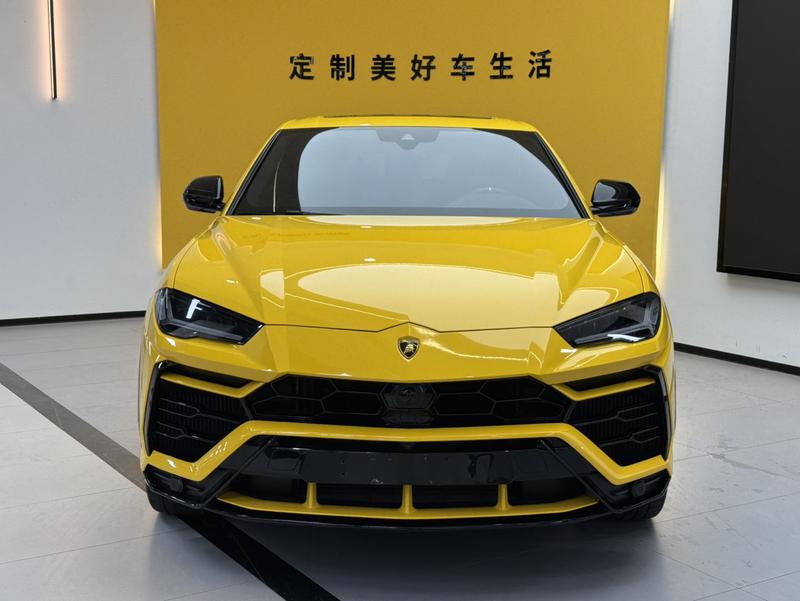 Lamborghini Urus, 2023 — фото 2 из 12