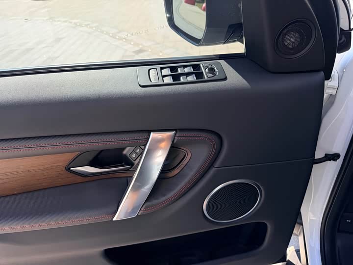 Land Rover Discovery Sport, 2023 — фото 6 из 9