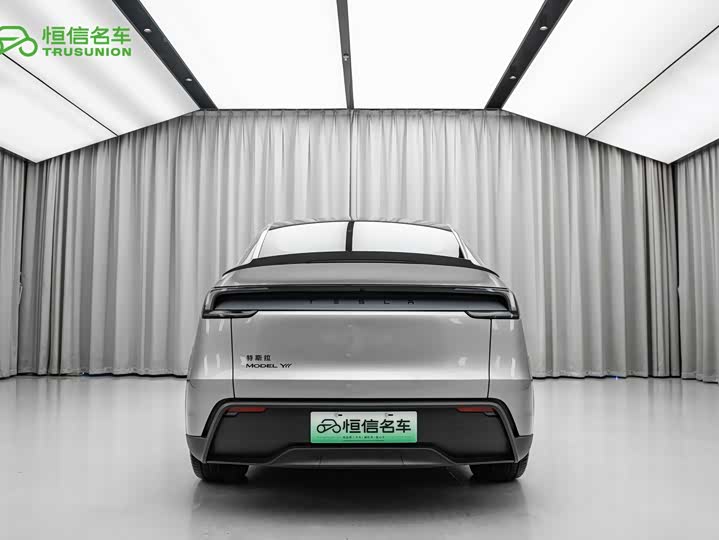 Tesla Model Y, 2025 — фото 5 из 9