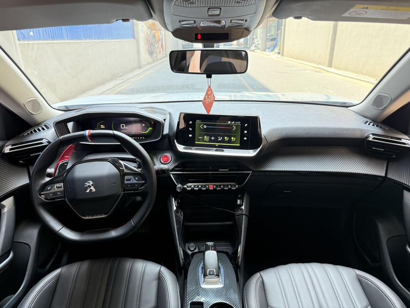 Peugeot 2008, 2024 — фото 9 из 12