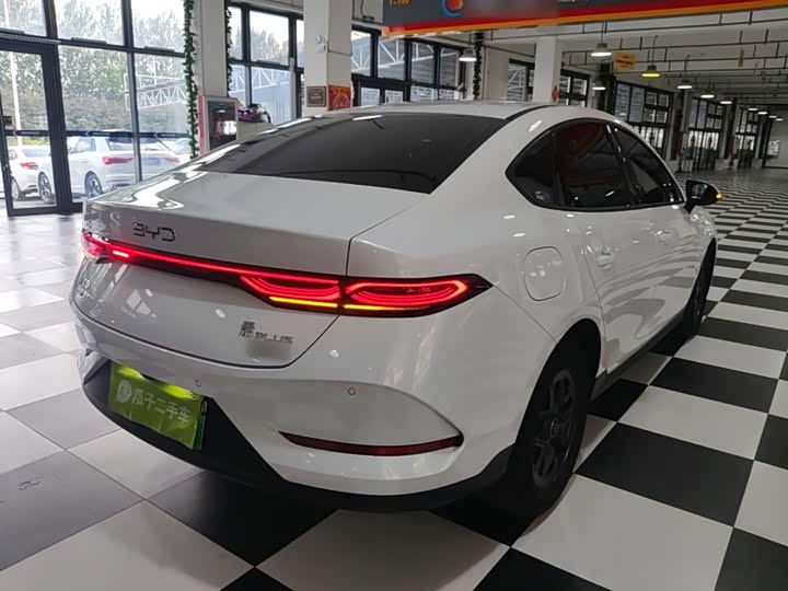 BYD Qin Plus, 2025 — фото 7 из 9