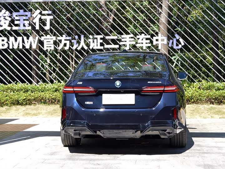 BMW i5, 2025 — фото 7 из 9
