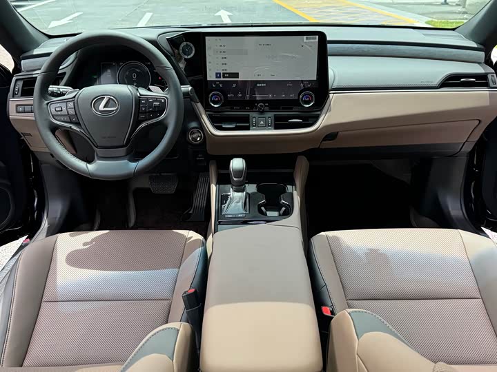 Lexus ES, 2024 — фото 6 из 9