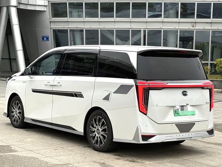 GAC Trumpchi E9, 2024 — фото 6 из 9