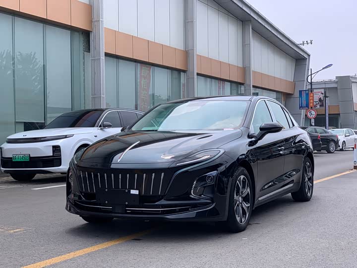 Hongqi E-QM5, 2022 — купить в Санкт-Петербурге под ключ