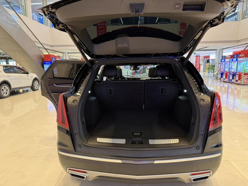 Cadillac XT5, 2023 — фото 12 из 12