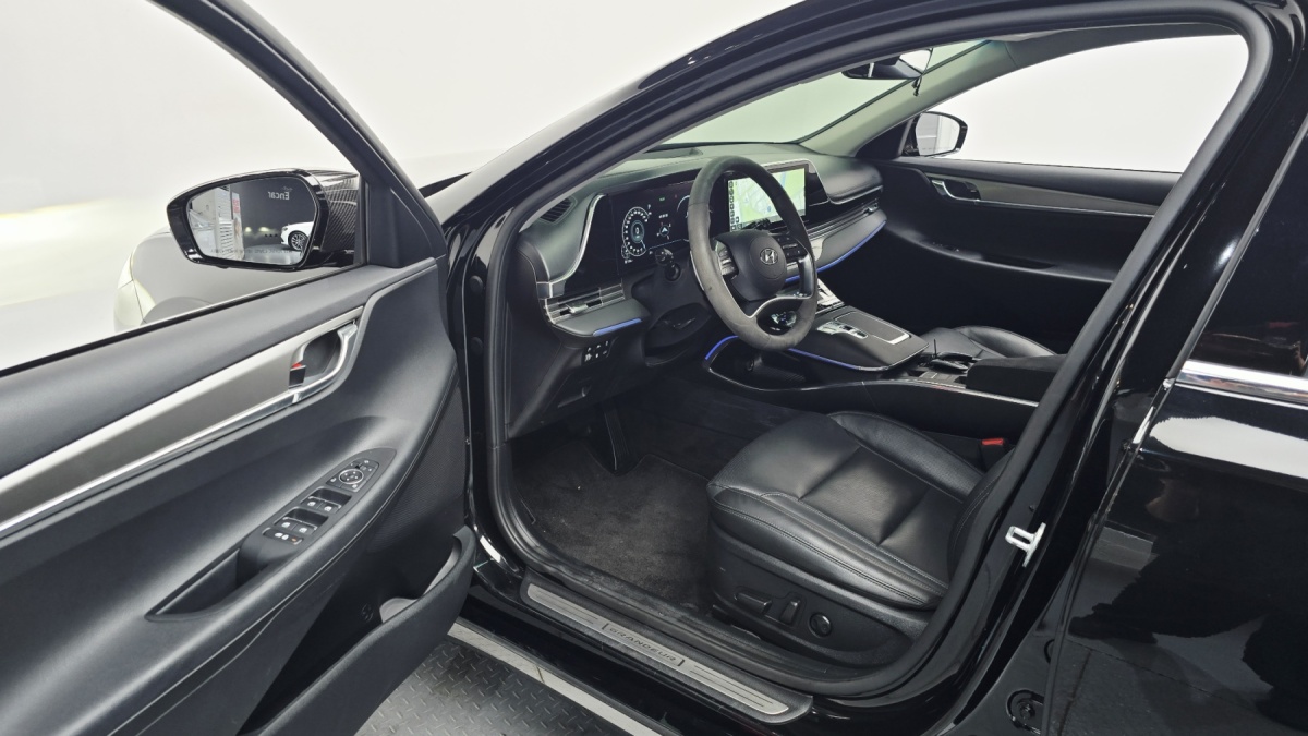 Hyundai Grandeur, 2022 — фото 10 из 12