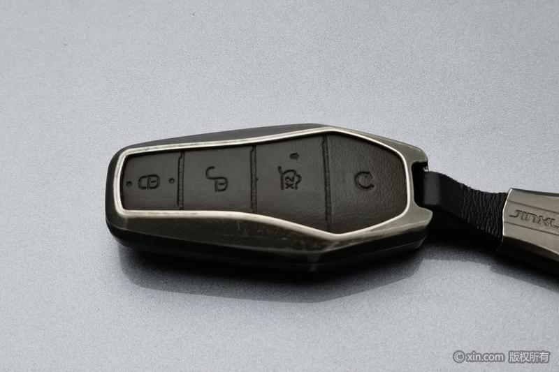 BYD Sea Lion 05 DM-i Hybrid, 2025 — фото 7 из 12