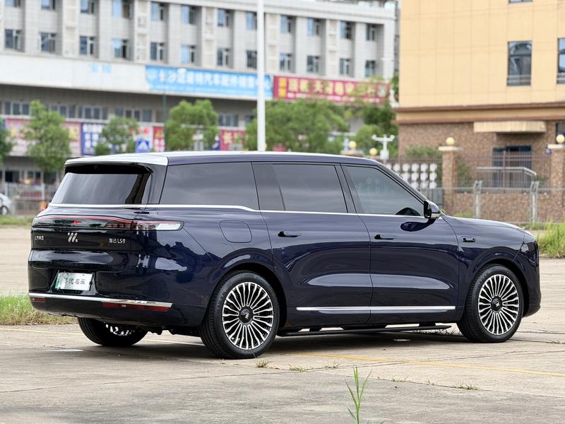 IM motors LS9, 2025 — фото 7 из 12