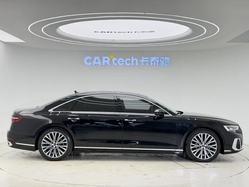 Audi A8, 2023 — фото 8 из 12