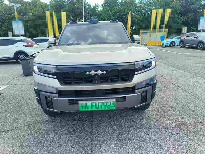 BYD FangChengBao Leopard 8, 2024 — фото 2 из 5