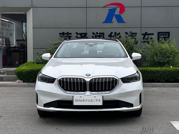 BMW i5, 2025 — фото 2 из 7