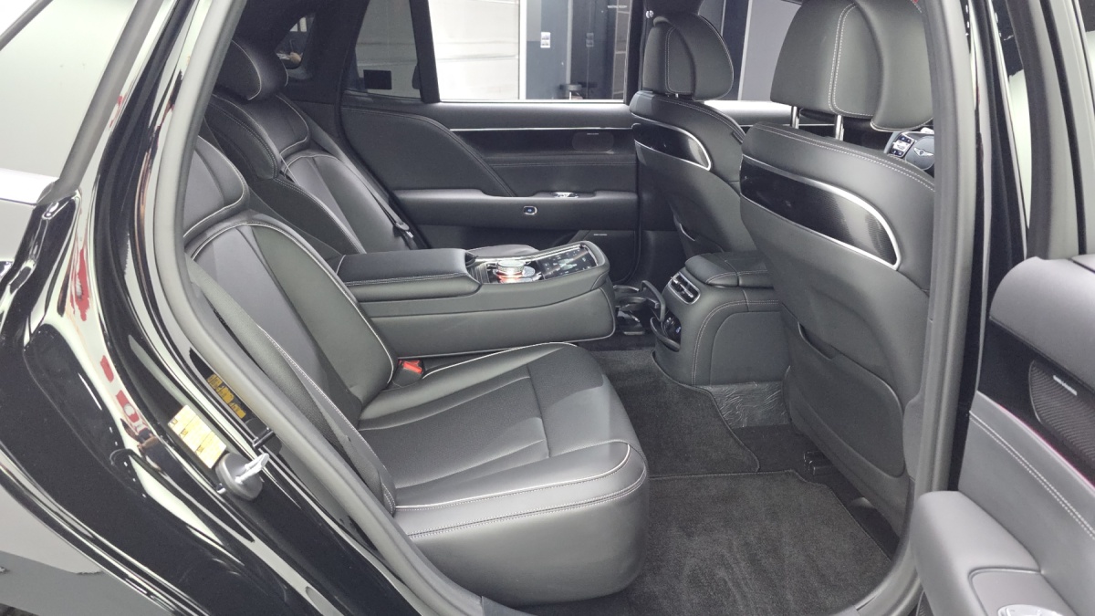 Genesis G90, 2024 — фото 11 из 12
