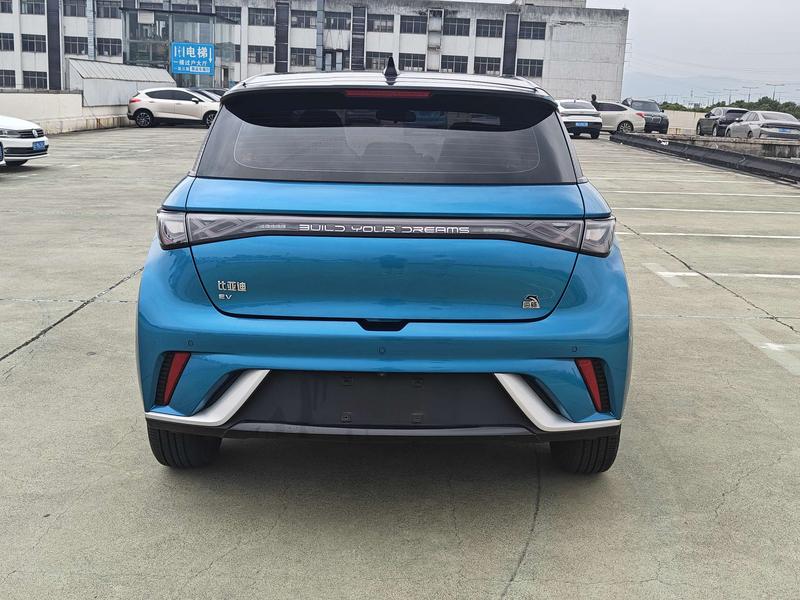 BYD Dolphin, 2022 — фото 5 из 11