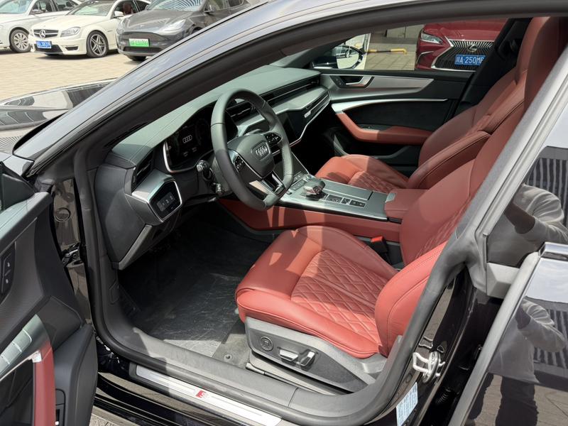 Audi A7L, 2023 — фото 9 из 11