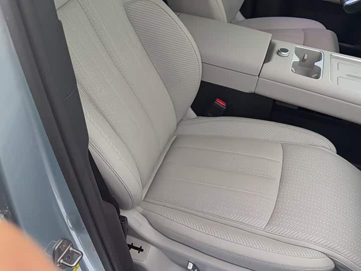 BYD FangChengBao Titanium 7 (Tai 7), 2025 — фото 3 из 9