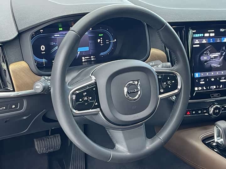 Volvo S90 Hybrid, 2021 — фото 5 из 9